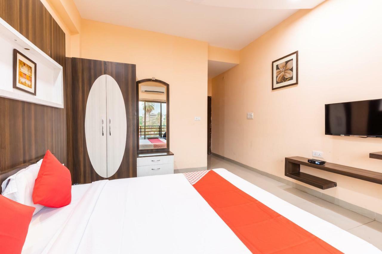 Oyo 42910 Hotel Rudra Palace Ratlām Exteriér fotografie